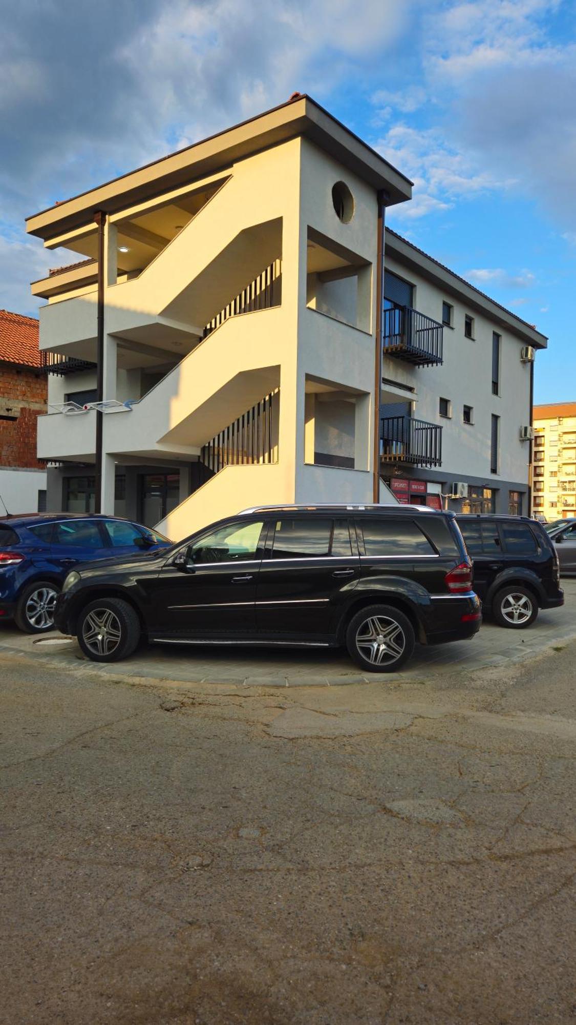 Podgorica Apartments Planet Exteriör bild